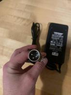 Giant acculader 3 pin XLR GL180A, Fietsen en Brommers, Fietsaccessoires | Fietsaccu's, Ophalen of Verzenden, Nieuw