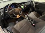 Toyota Auris 1.8 Hybrid Navigatie|Camera|Bluetooth|LMV|, Auto's, Toyota, Euro 5, Stof, Gebruikt, Zwart