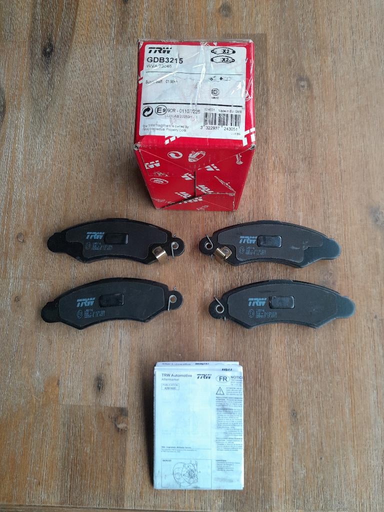 NOS - Remblokken Suzuki Swift, Verzenden, Nieuw, Suzuki