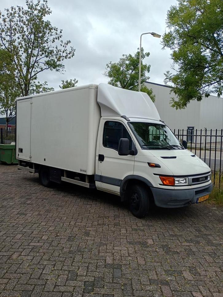 Wij halen Gratis op huisraad - meubelen bij u op 24/7 servic, Huis en Inrichting, Complete inboedels, Ophalen of Verzenden