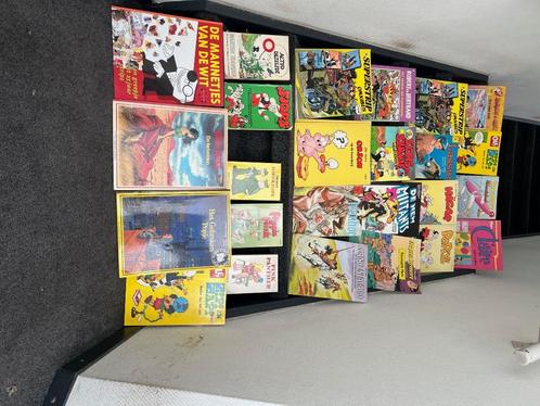 24 stripboeken en of strip pockets, Boeken, Stripboeken, Meerdere stripboeken, Ophalen of Verzenden