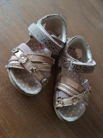 Sandalen maat 21 beschikbaar voor biedingen