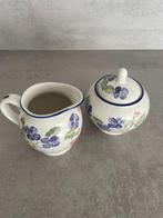 Melkkannetje en suikerpot van Staffordshire Moselle, Huis en Inrichting, Overige typen, Ophalen of Verzenden, Zo goed als nieuw