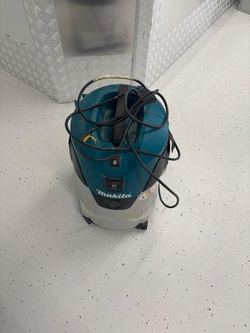 Makita Bouwstofzuiger beschikbaar voor biedingen
