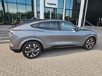 Ford Mustang 98kWh 338pk AWD Aut. 2021 Grijs, Auto's, Automaat, 110 €/maand, Origineel Nederlands, Elektrisch