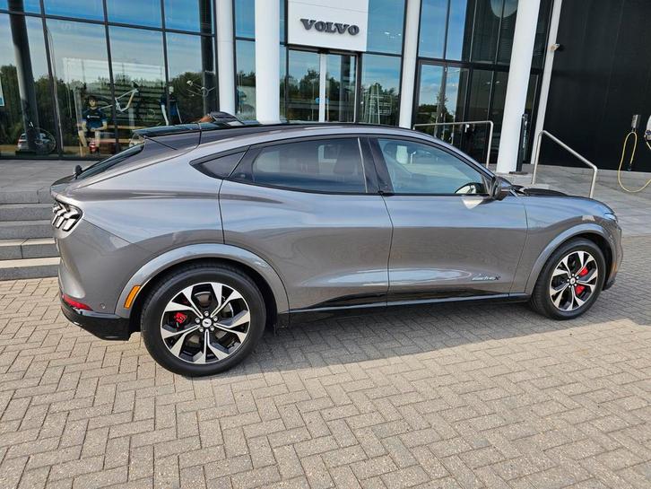 Ford Mustang 98kWh 338pk AWD Aut. 2021 Grijs, Auto's, Ford, Particulier, Mustang, 4x4, Elektrisch, SUV of Terreinwagen, Automaat