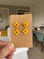 Yellow flower earrings, Sieraden, Tassen en Uiterlijk, Oorbellen, Nieuw, Overige materialen, Ophalen of Verzenden