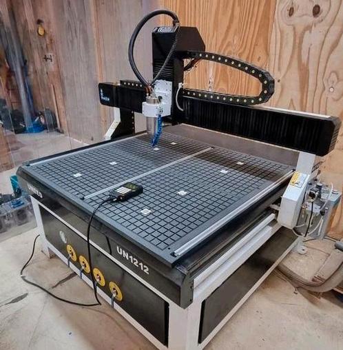 Portaalfrees CNC Freesmachine 1200x1200 incl v-pomp, Doe-het-zelf en Verbouw, Gereedschap | Freesmachines, Zo goed als nieuw, Elektrisch