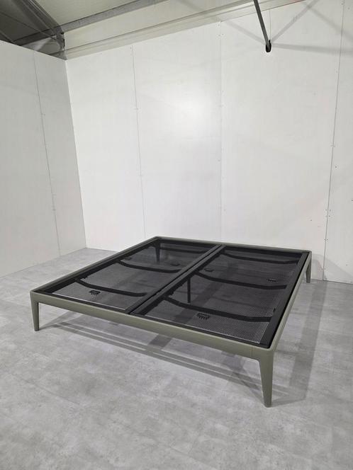 Auping Essential Bed 200x200, Huis en Inrichting, Slaapkamer | Bedden, Zo goed als nieuw, Tweepersoons, Hout, Ophalen of Verzenden
