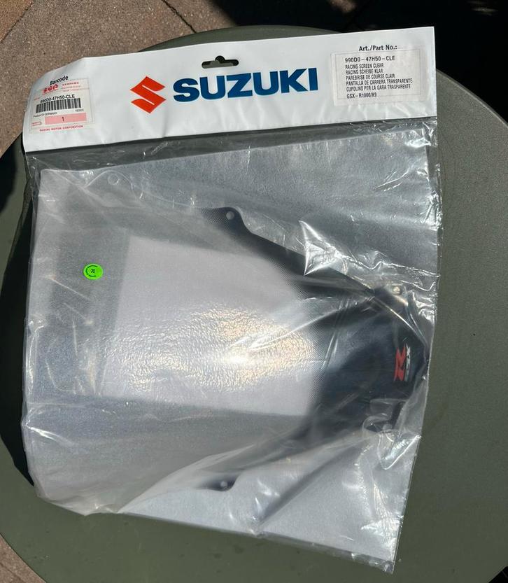 Nieuwe Suzuki GSX-R1000 K9 Racing Screen Clear, Motoren, Onderdelen | Overige, Nieuw, Ophalen of Verzenden