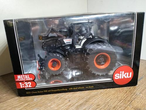 Te koop Siku Claas Axion 940 Black Sonder Edition 1500 stuks, Hobby en Vrije tijd, Modelauto's | 1:32, Nieuw, Tractor of Landbouw