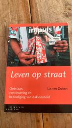 L. van Doorn - Leven op straat, Ophalen of Verzenden, Zo goed als nieuw, L. van Doorn