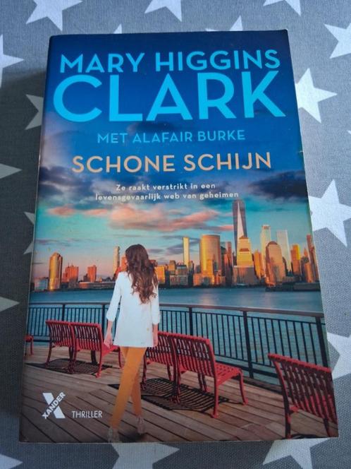 boek mary higgins clark - schone schijn, Boeken, Thrillers, Gelezen, Nederland, Ophalen of Verzenden
