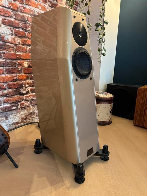 Originele Kharma CE3.2 BL ( black label ) nieuwstaat, Audio, Tv en Foto, Luidsprekers, Zo goed als nieuw, Front, Rear of Stereo speakers