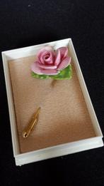 Engels Porseleinen Pin / Broche ROOS ~ Fine Bone China, Overige materialen, 4 tot 7 cm, Ophalen of Verzenden, Zo goed als nieuw