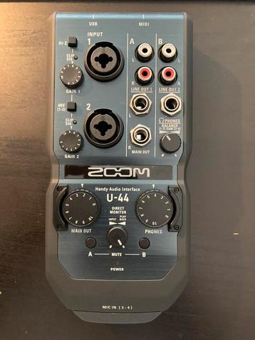 Zoom U-44 USB Audio Interface beschikbaar voor biedingen
