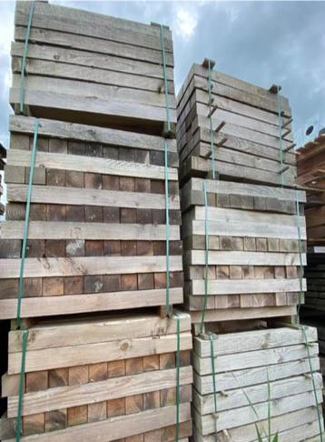Douglas palen 100x100x1000 525 stuks beschikbaar voor biedingen