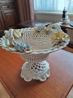Prachtige schaal op voet, Antiek en Kunst, Antiek | Keramiek en Aardewerk, Ophalen of Verzenden
