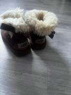 UGG Laarsjes Maten 23 en 26, Ophalen of Verzenden, Gebruikt, Jongetje of Meisje, Laarsjes