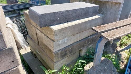 Bloktraptrede Massief Grijs, Tuin en Terras, Bielzen en Borders, Gebruikt, Blok, Beton, Minder dan 25 cm, 100 tot 200 cm, 25 cm of meer