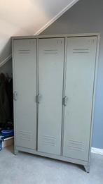 Woood Max lockerkast metaal gebruikt b 118cm x h 182cm, Ophalen, Gebruikt, Lockerkast metaal