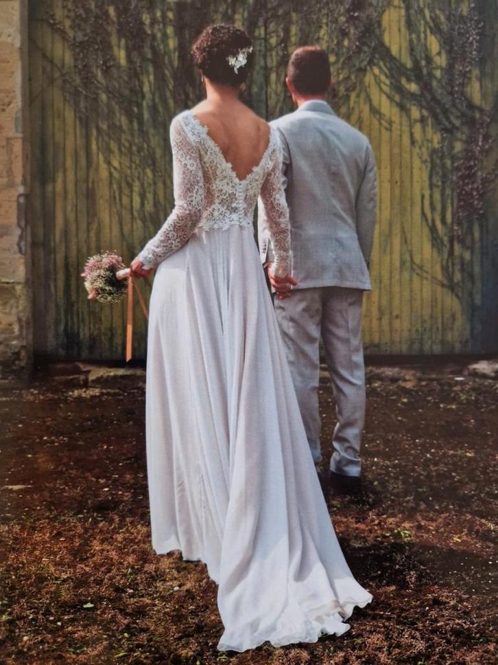 Prachtige pronovias bruidsjurk wit, met licht roze onderlaag, Kleding | Dames, Trouwkleding en Trouwaccessoires, Zo goed als nieuw