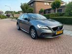 Volvo V40 2.0 T3 152PK 2017 Grijs, Auto's, Voorwielaandrijving, 65 €/maand, 4 cilinders, Origineel Nederlands