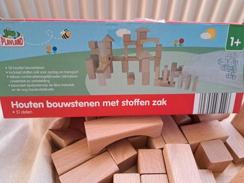 Houten bouwblokken met stoffen zak, Kinderen en Baby's, Speelgoed | Houten speelgoed, Zo goed als nieuw, Overige typen, Ophalen of Verzenden