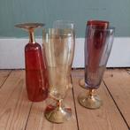 Lucky Vintage gekleurde hoge glazen op gouden voet, Verzamelen, Glas en Borrelglaasjes, Ophalen, ., Overige typen, Zo goed als nieuw