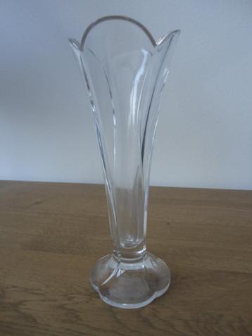 Mooie kristallen vaas van het merk Nachtmann beschikbaar voor biedingen