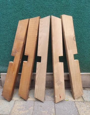 5 Ruiters voor houten pergola. beschikbaar voor biedingen