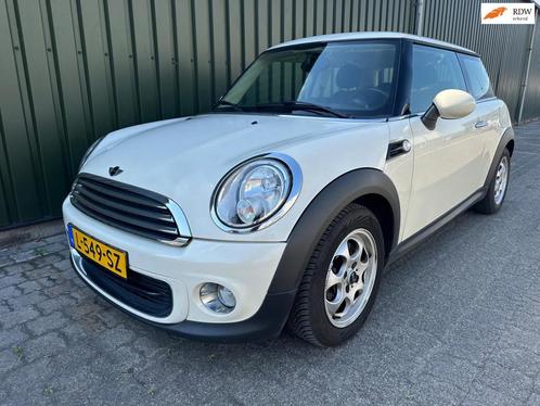 Mini Mini 1.6 One Pepper Nieuwe APK, Auto's, Mini, Bedrijf, Te koop, One, ABS, Airbags, Airconditioning, Boordcomputer, Centrale vergrendeling