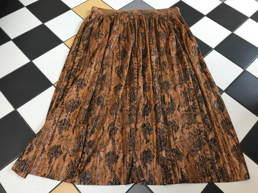 Zara slangenprint snake dierenprint rok plissé 40/42 bruin, Bruin, Zara, Maat 42/44 (L), Ophalen of Verzenden