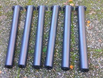 Set van 6 metalen tafelpoten beschikbaar voor biedingen