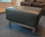 Moderne grijze hocker / voetenbank., Huis en Inrichting, Ophalen, Zo goed als nieuw, Metaal, Modern