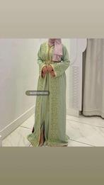 Takshita te huur - Marokkaanse jurk caftan kaftan lebsa, Kleding | Dames, Jurken, Zo goed als nieuw, Ophalen, Maat 38/40 (M), Onder de knie