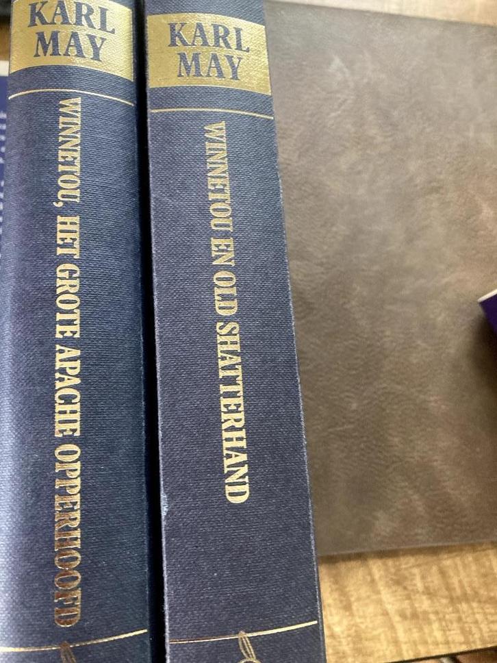 Winnetou en old Shatterhand en Winnetou het grote apache opp, Boeken, Avontuur en Actie, Zo goed als nieuw, Ophalen of Verzenden