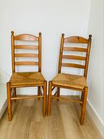Mooie stoelen met gevlochten zitting, Huis en Inrichting, Stoelen, Twee, Bruin, Zo goed als nieuw, Ophalen