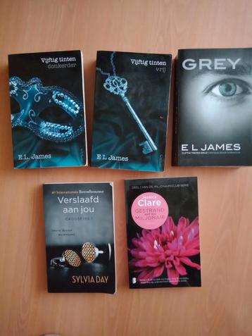 
Erotische boeken serie vijftig tinten grijs van e.l. James  beschikbaar voor biedingen