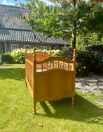 PRACHTIG VINTAGE LEDIKANT. 60x120cm. Verstelbaar., Kinderen en Baby's, Babywiegjes en Ledikanten, Ophalen, Zo goed als nieuw, Ledikant