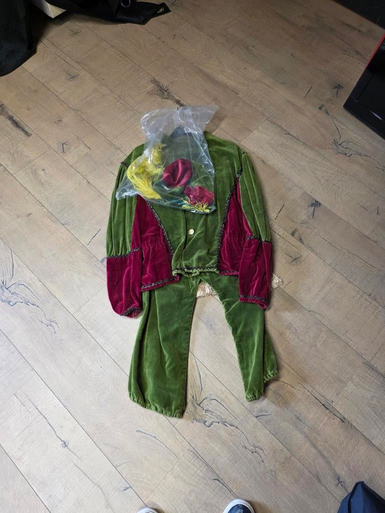 Pietepak, Diversen, Sinterklaas, Ophalen