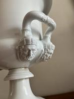 Mooie oude vaas medici Paris porcelain, Antiek en Kunst, Antiek | Vazen, Ophalen of Verzenden
