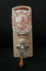 Prachtige vintage PeDe wandkoffiemolen, Antiek en Kunst, Antiek | Keukenbenodigdheden, Ophalen