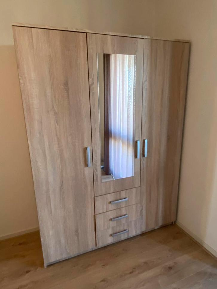 Zo goed als nieuwe linnenkast 150x59x201, Huis en Inrichting, Kasten | Kledingkasten, Zo goed als nieuw, 200 cm of meer, 100 tot 150 cm