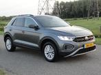 Volkswagen T-ROC 1.0TSI Life Business Met LED I NAVIG I PDC, Voorwielaandrijving, Gebruikt, Euro 6, Bedrijf