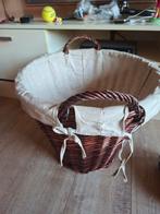 Mooie rieten mand met stoffen bekleding, Ophalen, Overige materialen, Minder dan 50 cm, Gebruikt