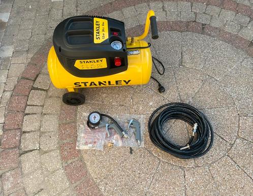 Stanley air compressor D200/8/24, Tuin en Terras, Hogedrukreinigers, Zo goed als nieuw, Elektrisch, Ophalen