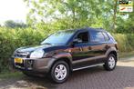 Hyundai Tucson 2.0i Style *2e EIG !, Auto's, Hyundai, Stof, Gebruikt, Zwart, 4 cilinders
