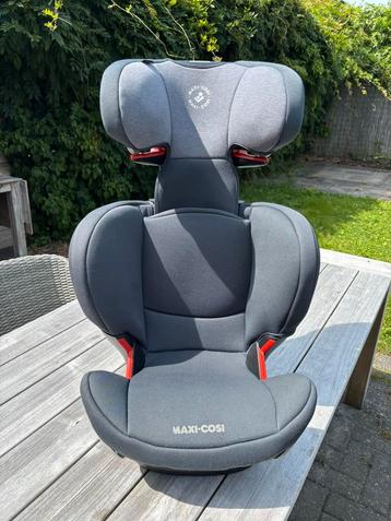 Maxi cosi Rodifix autostoel met Isofix beschikbaar voor biedingen