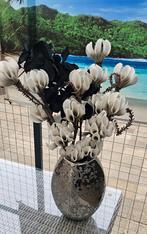 Zilveren vaas, kunstbloemen, foam bloemen,, Huis en Inrichting, Ophalen of Verzenden, Gebruikt, Binnen